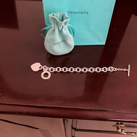 Tiffany & Co. Braclet Return to Tiffany Bracelet - Picture 3 of 4
